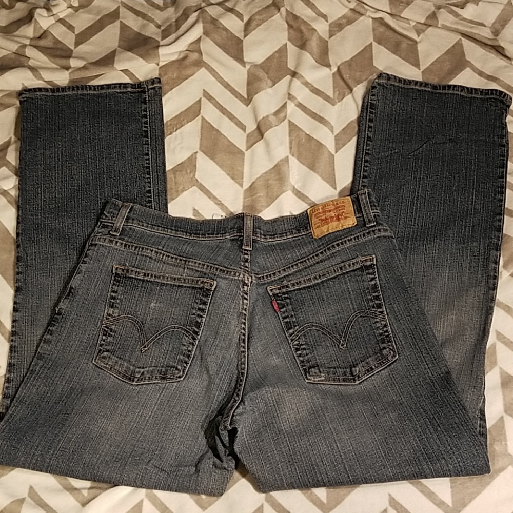 Levis 550 Relaxed Bootcut Blue Jeans Size 16 - Picture 1 of 6